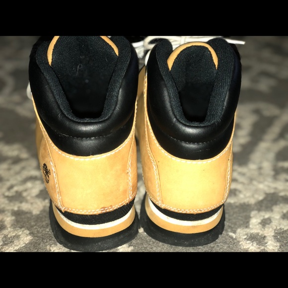 Timberland women’s boots - Picture 3 of 4